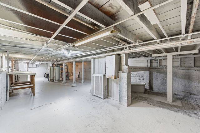 3252 E 136th Street, Chicago, IL 60633
