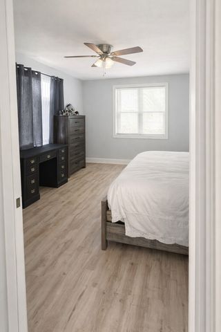 3252 E 136th Street, Chicago, IL 60633