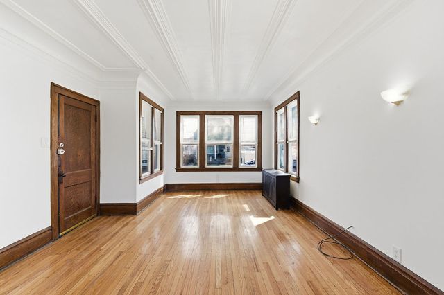 3252 E 136th Street, Chicago, IL 60633