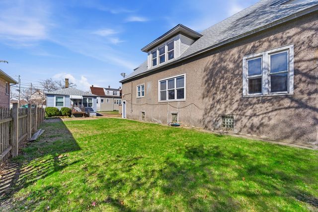 3252 E 136th Street, Chicago, IL 60633