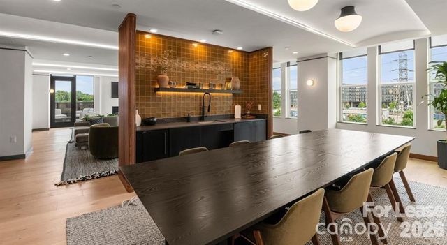 300 E 36th Street B1, Charlotte, NC 28206