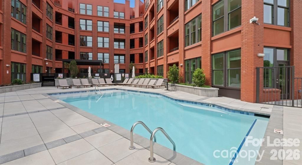 300 E 36th Street B1, Charlotte, NC 28206