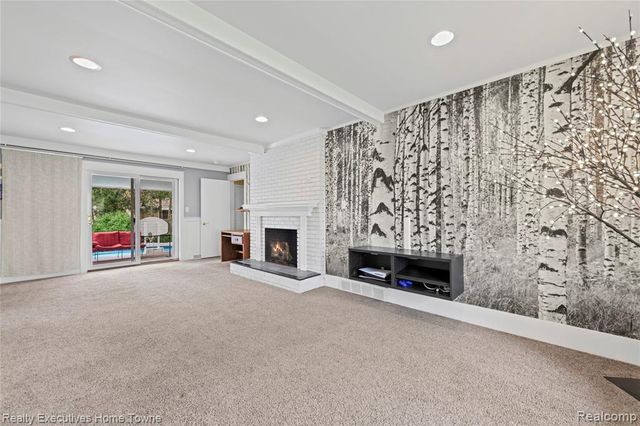 32655 Coventry Place, Warren, MI 48093