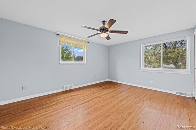 32655 Coventry Place, Warren, MI 48093