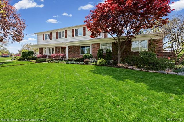 32655 Coventry Place, Warren, MI 48093