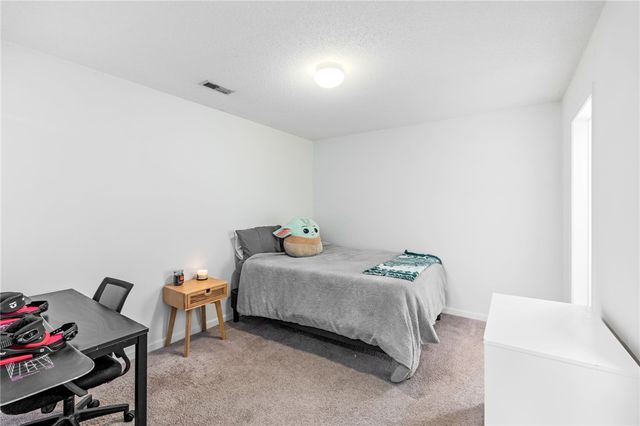 182 University Village Drive E, Central, SC 29630