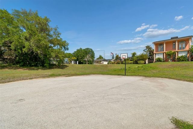 1039 NORTHRIDGE DRIVE, Palm Harbor, FL 34683