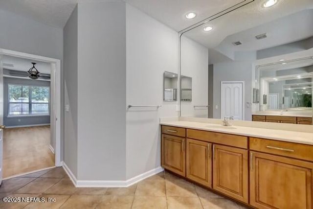 6132 WHITE TIP Road, Jacksonville, FL 32258