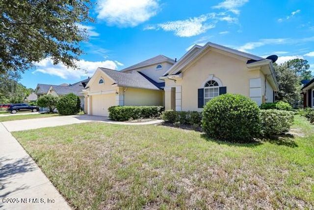 6132 WHITE TIP Road, Jacksonville, FL 32258