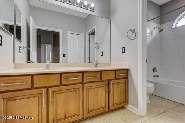 6132 WHITE TIP Road, Jacksonville, FL 32258