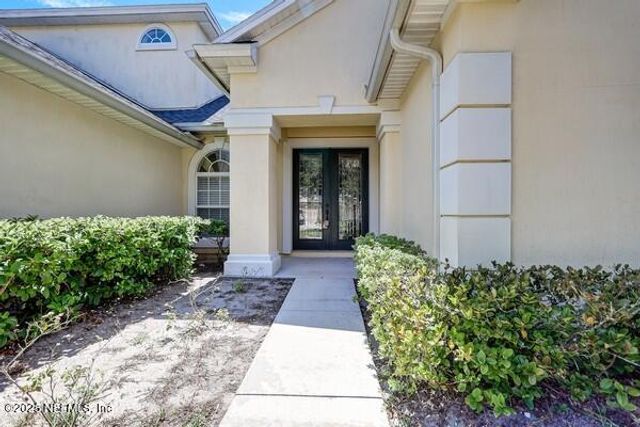 6132 WHITE TIP Road, Jacksonville, FL 32258