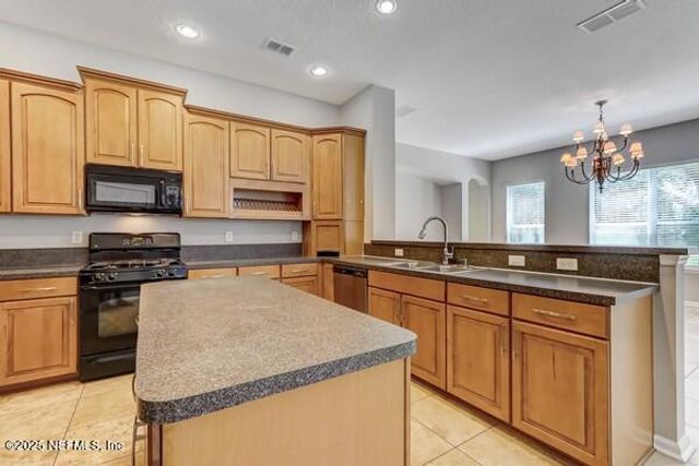 6132 WHITE TIP Road, Jacksonville, FL 32258