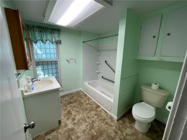 114 South Platt Street, Albion, NY 14411
