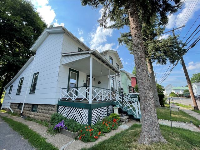 114 South Platt Street, Albion, NY 14411