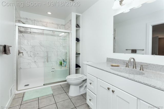 628 W Hudson Avenue, Madison Heights, MI 48071