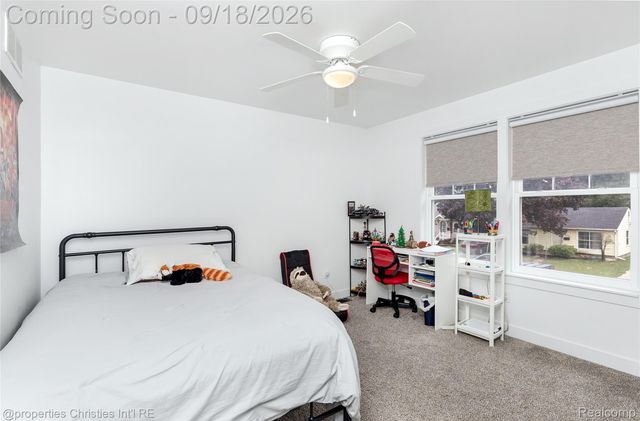 628 W Hudson Avenue, Madison Heights, MI 48071