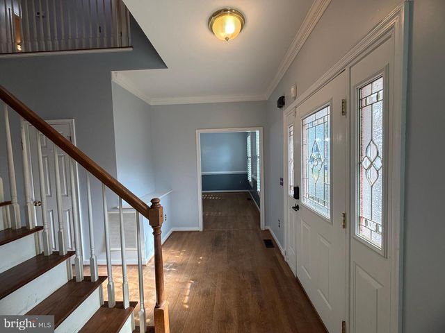 33 BROOKSTONE DR, Fredericksburg, VA 22405