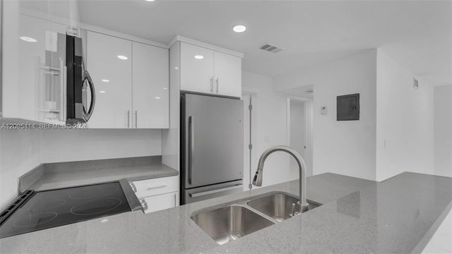 2623 NW 24th Street 7, Miami, FL 33142