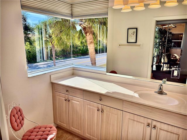 1305 GONDOLA PARK DRIVE 1305, Venice, FL 34292