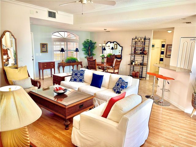 1305 GONDOLA PARK DRIVE 1305, Venice, FL 34292