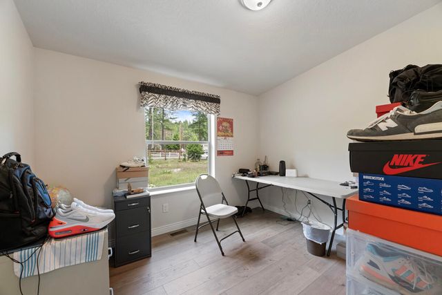 261 White Oak Drive, Cave Junction, OR 97523