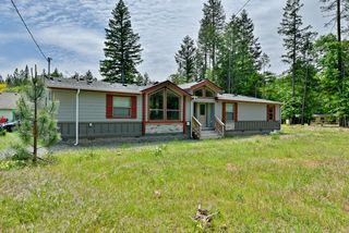 261 White Oak Drive, Cave Junction, OR 97523