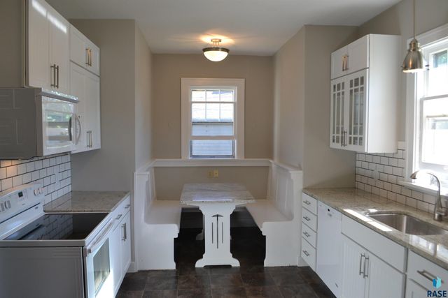 527 S Euclid Ave Avenue, Sioux Falls, SD 57104