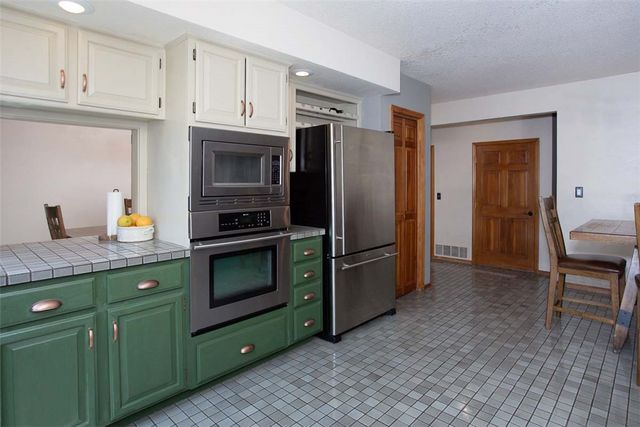 4448 Pine Cove Road, Billings, MT 59106