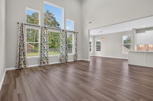 8110 Tavern Road, Ball Ground, GA 30107