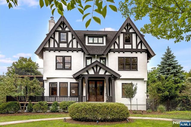 2 Russell Terrace, Montclair, NJ 07042