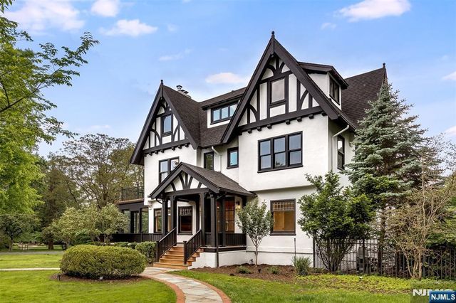 2 Russell Terrace, Montclair, NJ 07042