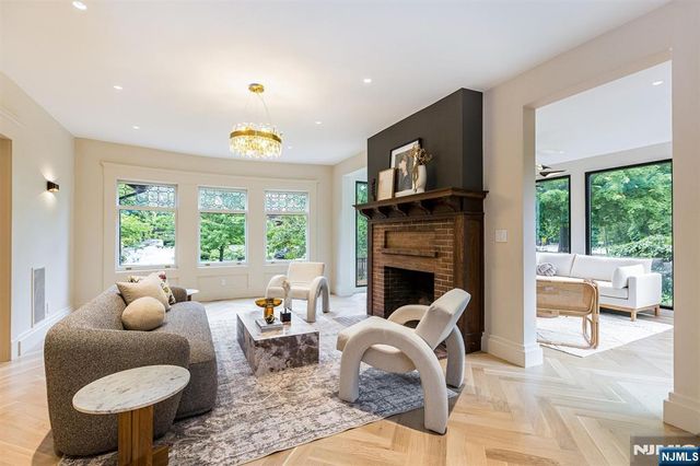 2 Russell Terrace, Montclair, NJ 07042