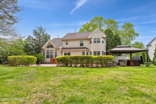 10 Dori Lane, Barnegat, NJ 08005