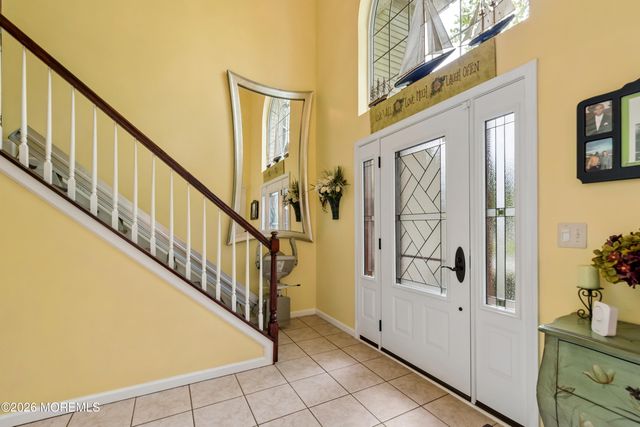 10 Dori Lane, Barnegat, NJ 08005