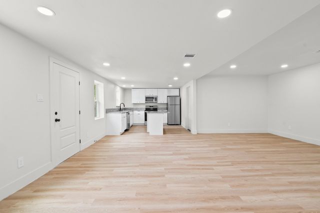 4607 Englewood Street, Houston, TX 77026