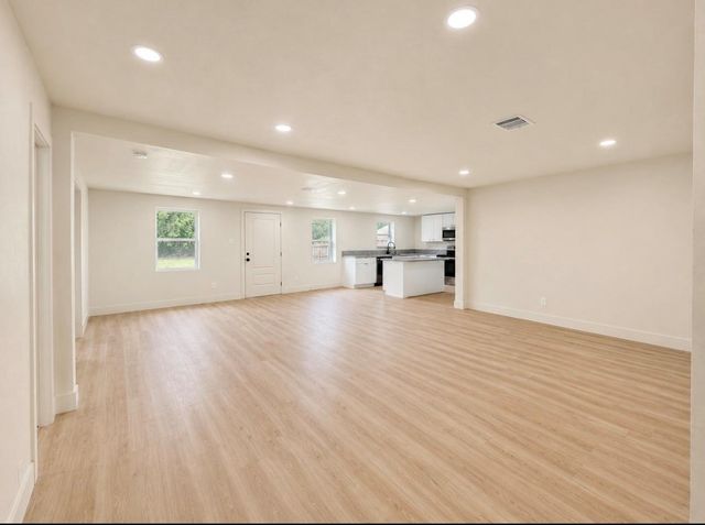 4607 Englewood Street, Houston, TX 77026