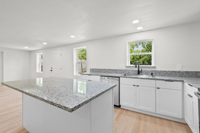 4607 Englewood Street, Houston, TX 77026