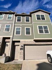 2788 Auburn Drive, Fayetteville, AR 72704