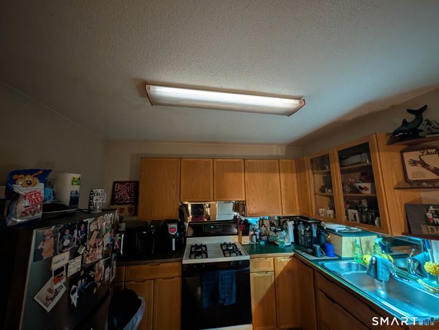 60 Catherine Street 60, Hartford, CT 06106