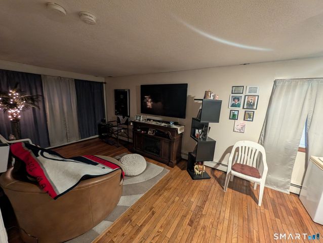 60 Catherine Street 60, Hartford, CT 06106