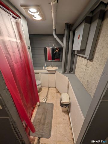 60 Catherine Street 60, Hartford, CT 06106