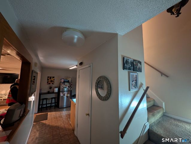 60 Catherine Street 60, Hartford, CT 06106