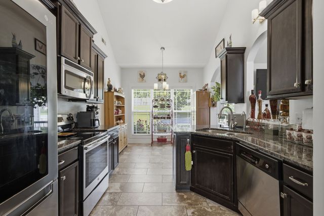 3523 Rabbit Run Trl, Adams, TN 37010