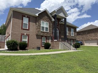 3523 Rabbit Run Trl, Adams, TN 37010