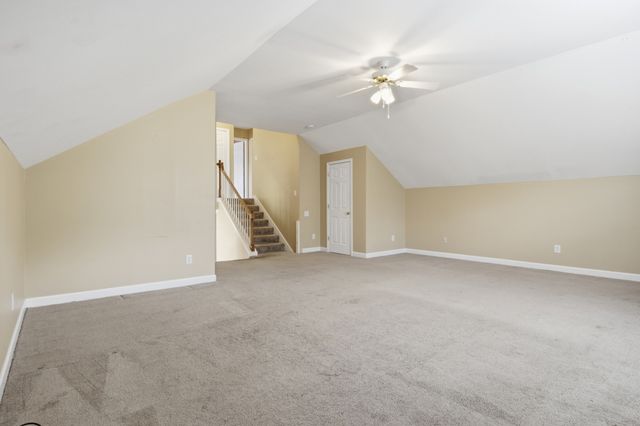 2752 Aston Woods Ln, Thompsons Station, TN 37179