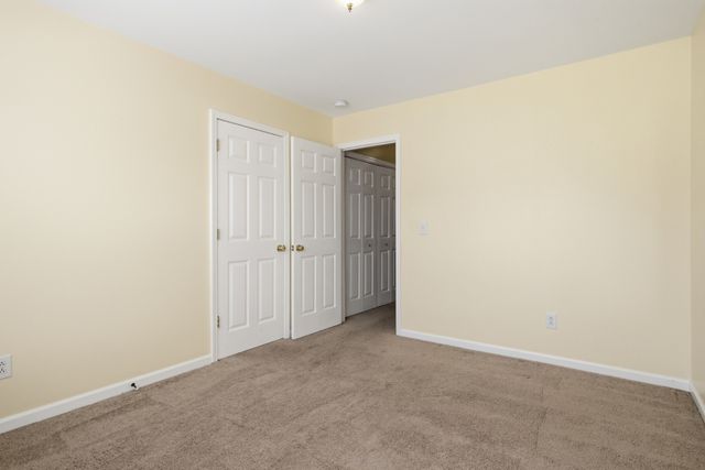 2752 Aston Woods Ln, Thompsons Station, TN 37179