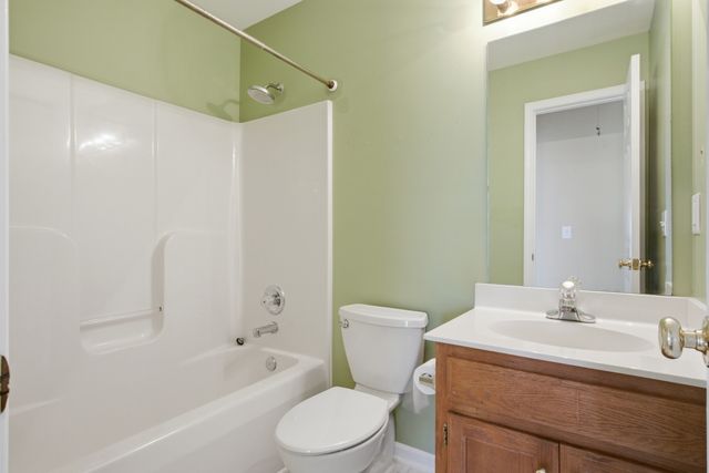 2752 Aston Woods Ln, Thompsons Station, TN 37179