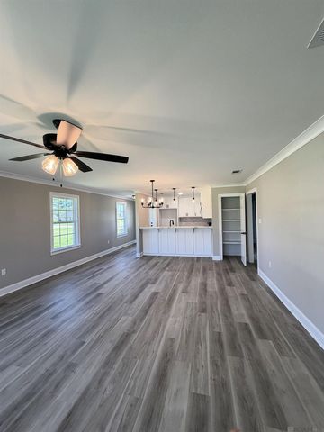 58888 Annex St, Plaquemine, LA 70764