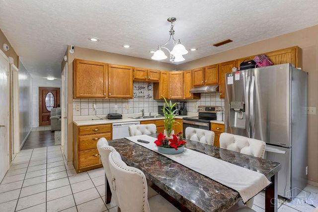 984 Pom Court, Trenton, OH 45067