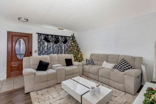 984 Pom Court, Trenton, OH 45067